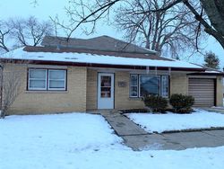 Bank Foreclosures in CHICAGO RIDGE, IL