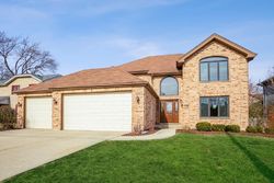 Bank Foreclosures in ARLINGTON HEIGHTS, IL