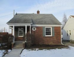 Bank Foreclosures in MOUNT CLEMENS, MI