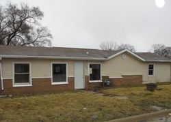 Bank Foreclosures in MACHESNEY PARK, IL