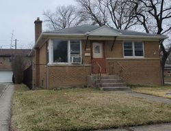 Bank Foreclosures in BROOKFIELD, IL