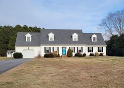 Bank Foreclosures in HEBRON, MD