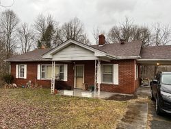 Bank Foreclosures in WHITLEY CITY, KY