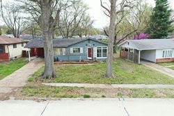 Bank Foreclosures in HAZELWOOD, MO