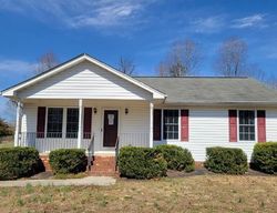 Bank Foreclosures in TAPPAHANNOCK, VA