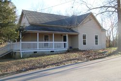 Bank Foreclosures in BETHEL SPRINGS, TN