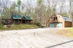 Bank Foreclosures in HOLLIS, NH