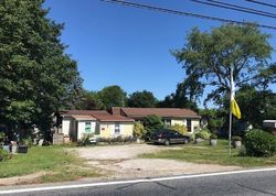 Bank Foreclosures in TIVERTON, RI