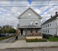 Bank Foreclosures in NEW LONDON, CT