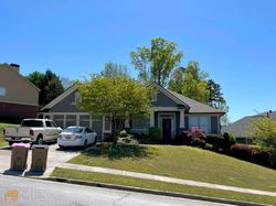 Bank Foreclosures in FLOWERY BRANCH, GA