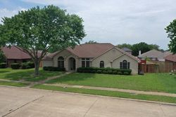 Bank Foreclosures in LANCASTER, TX