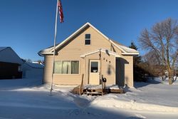 Bank Foreclosures in STAPLES, MN