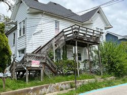 Bank Foreclosures in MORGANTOWN, WV