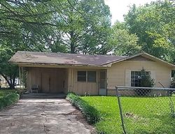 Bank Foreclosures in YAZOO CITY, MS