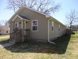 Bank Foreclosures in HERINGTON, KS