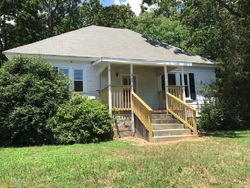 Bank Foreclosures in DEWY ROSE, GA