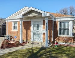 Bank Foreclosures in FRANKLIN PARK, IL