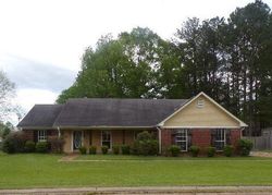 Bank Foreclosures in BYRAM, MS