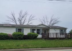 Bank Foreclosures in FLORA, IL