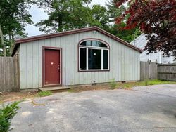 Bank Foreclosures in EAST BRIDGEWATER, MA