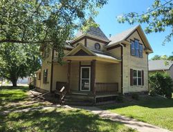 Bank Foreclosures in MITCHELL, SD