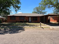 Bank Foreclosures in DENVER CITY, TX