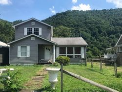 Bank Foreclosures in BELLE, WV