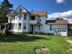 Bank Foreclosures in VINTON, IA