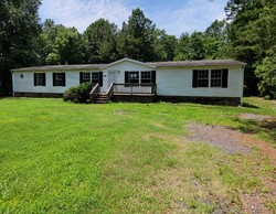 Bank Foreclosures in COURTLAND, VA