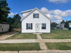 Bank Foreclosures in RAY, ND