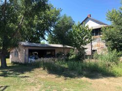 Bank Foreclosures in BLUE HILL, NE