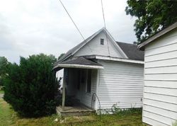 Bank Foreclosures in BROWNSTOWN, IN