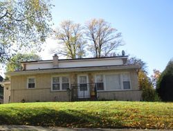 Bank Foreclosures in HICKORY HILLS, IL