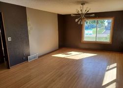 Bank Foreclosures in DICKINSON, ND