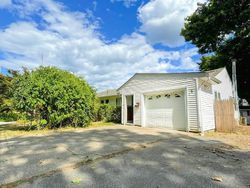 Bank Foreclosures in CUMBERLAND, RI