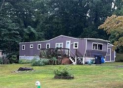 Bank Foreclosures in LEDYARD, CT