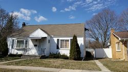 Bank Foreclosures in TECUMSEH, MI