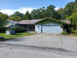 Bank Foreclosures in CLAREMONT, NH