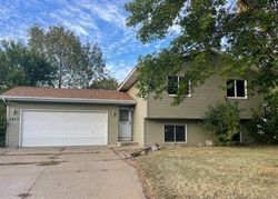 Bank Foreclosures in SHAKOPEE, MN