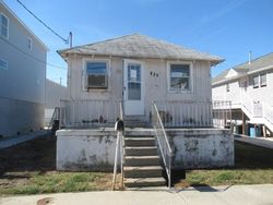 Bank Foreclosures in WILDWOOD, NJ