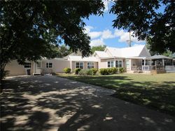 Bank Foreclosures in HEWITT, TX