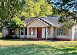 Bank Foreclosures in TRINITY, AL