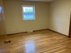 Bank Foreclosures in RUSSELLVILLE, KY