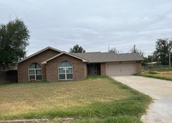 Bank Foreclosures in FARNSWORTH, TX