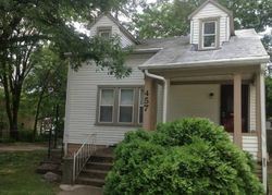 Bank Foreclosures in FERNDALE, MI