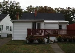 Bank Foreclosures in COLONIAL HEIGHTS, VA