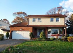 Bank Foreclosures in MASSAPEQUA PARK, NY