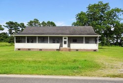 Bank Foreclosures in ELIZABETH CITY, NC