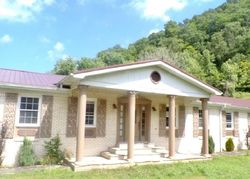 Bank Foreclosures in KIMPER, KY