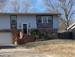 Bank Foreclosures in NEWTON, KS